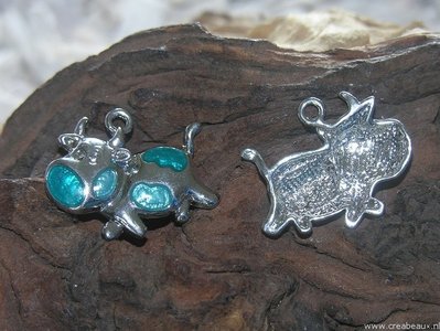 Koe, 25x32mm, turquoise