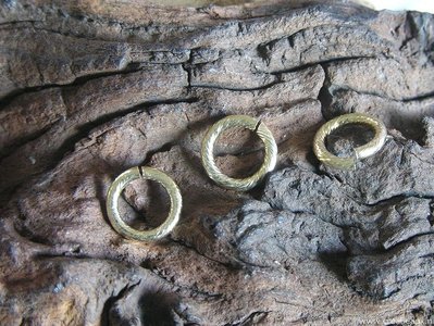 Ringetjes (2.0mm dik), 12mm, licht goudkleur