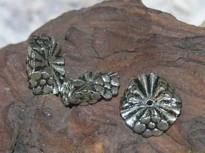 Spacer bloem, 20x20mm, zilverkleur