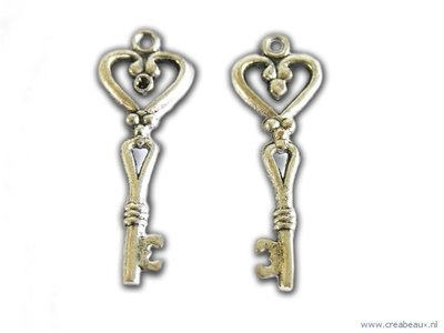 Sleutel met hartje, 42x15mm, (oud) zilverkleurig