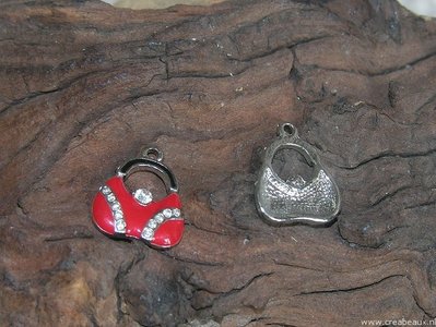 Tasje met strass steentje, 18x15mm, rood