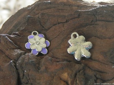 Bloem met epoxy en strass, 18x16mm, wit-lila
