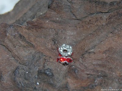 Spacer met kristal, 06mm, zilverkleur-licht siamrood