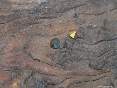 Similisteen SS30, 6,4mm, jet hematiet